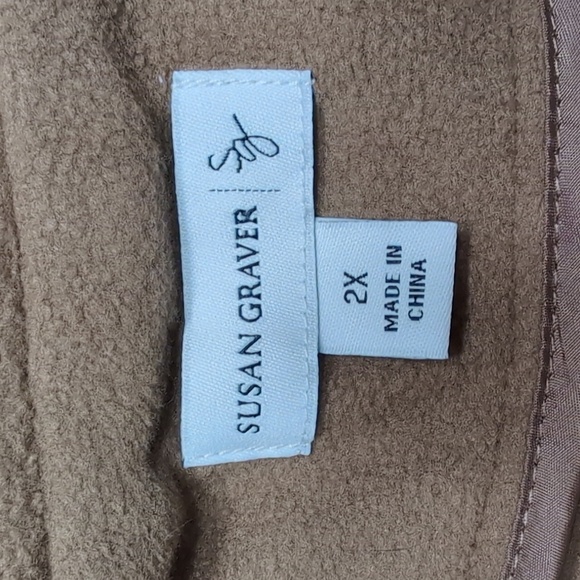 SUSAN GRAVER Women's Tan Embroidered Fleece Coat 2X - Picture 2 of 9